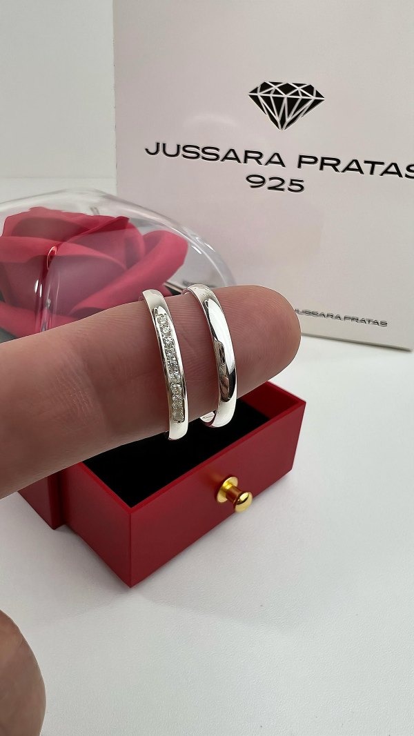 Aliança 2mm Abaulada cravejada - Prata 950